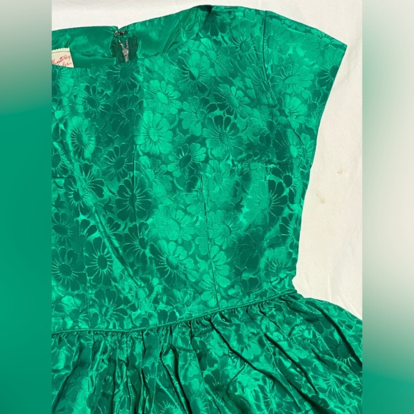 Vintage 60s Brocade Emerald Green Monterey Modes Dress Full Skirt Rockabilly 50s - Picture 3 of 13